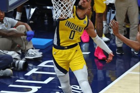 关于Doinb回归赛场，出色防守首场状态亮眼，TL观众沸腾！的信息