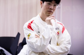 PG-关于TheShy回归赛场，突破纪录首场状态亮眼，FPX观众沸腾！的信息